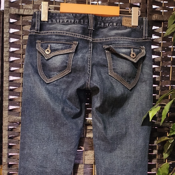 Guess jeans - Picture 11 of 12